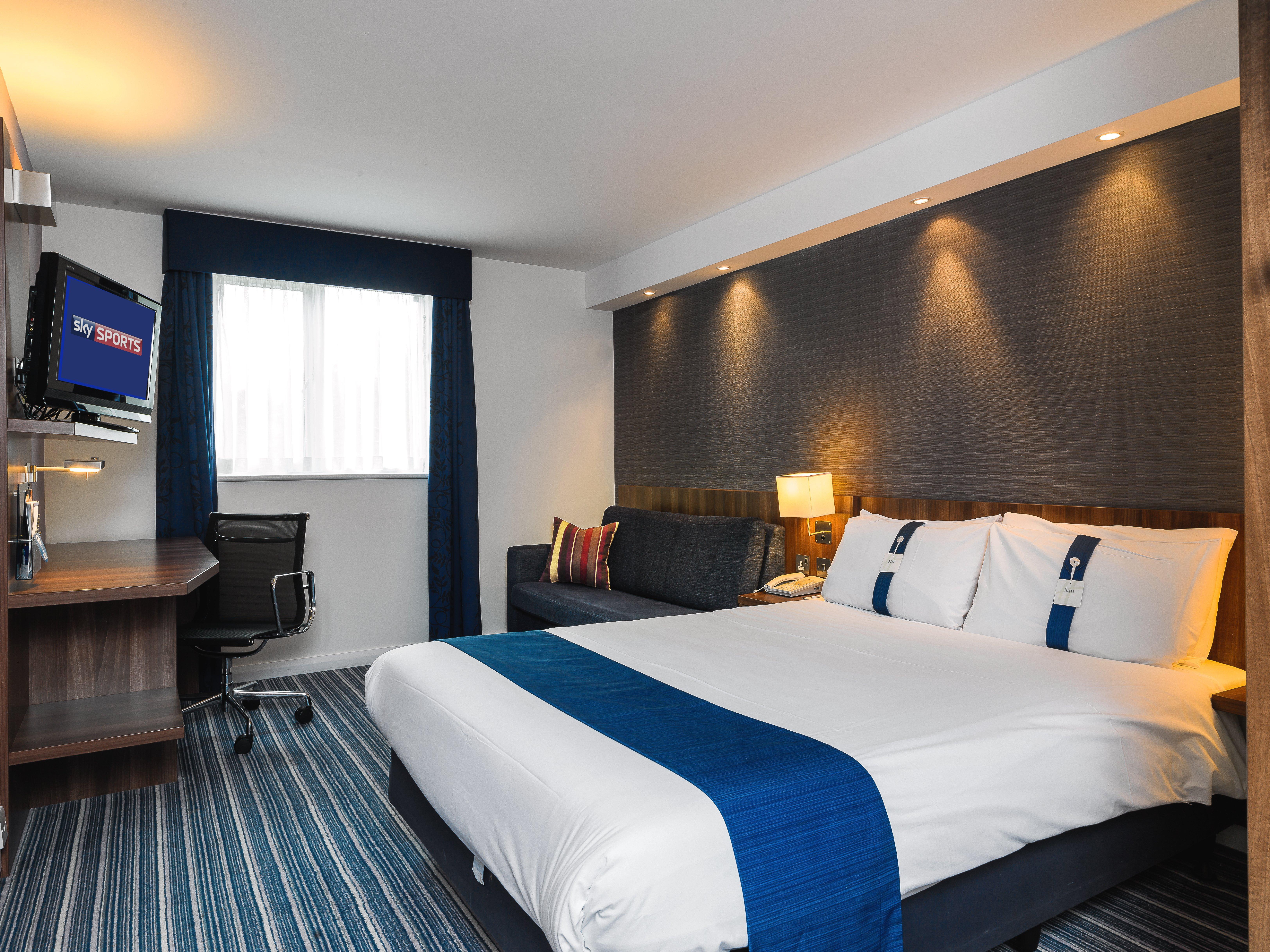 Holiday Inn Express London Gatwick Crawley, An Ihg Hotel Exterior foto